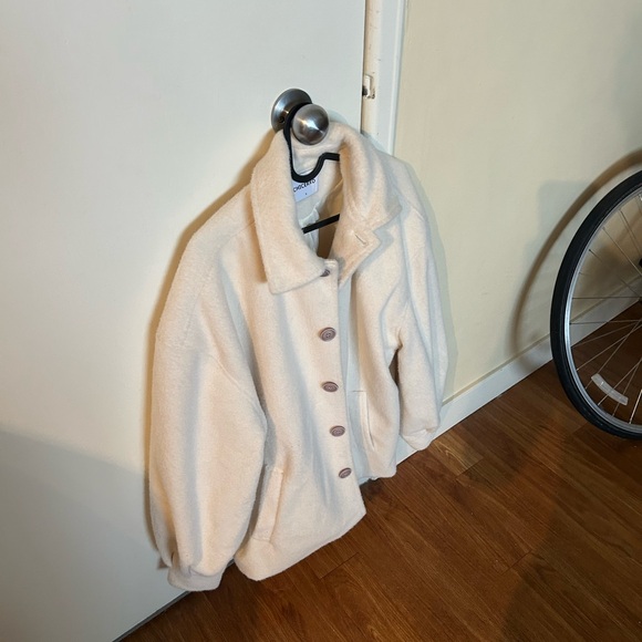 Men’s White Wool Winter Jacket - Picture 3 of 4